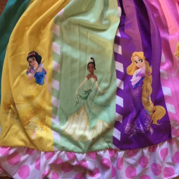 🌸HP🌸Adorable Disney Princess Rainbow twirl dress - Picture 5 of 9